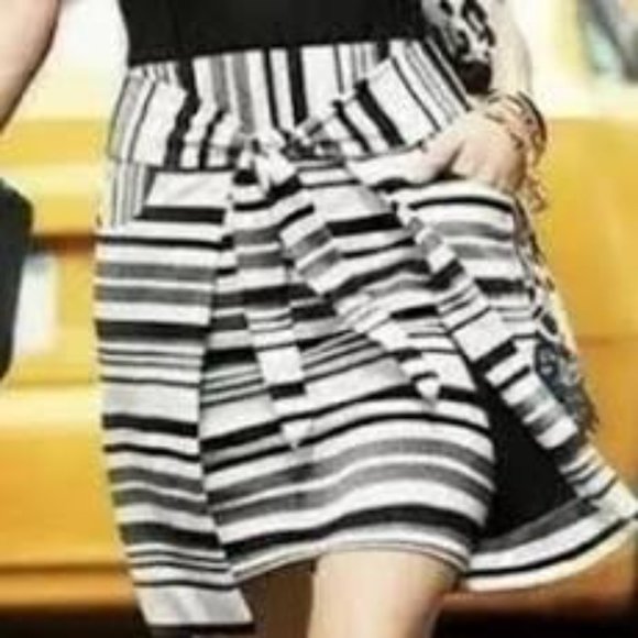 CAbi Grandstand Mixed Striped Skirt - Picture 2 of 14